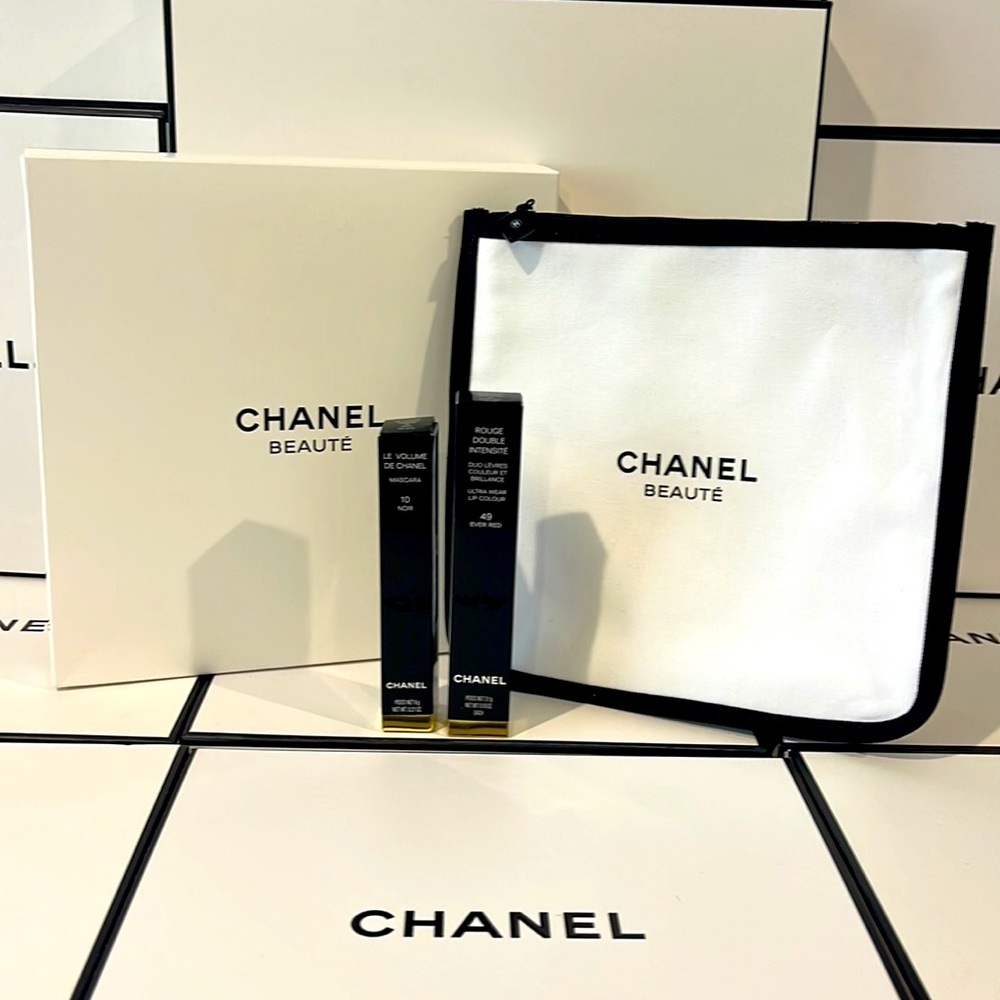 Chanel Make up set